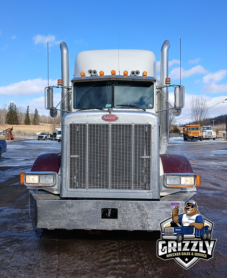 1993 378 Peterbilt with 30-Ton Century Wrecker